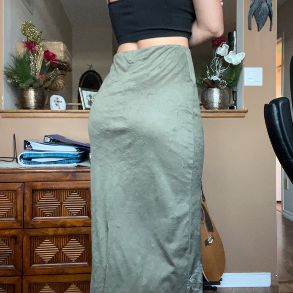 Olive Green Maxi Skirt - Picture 3 of 7